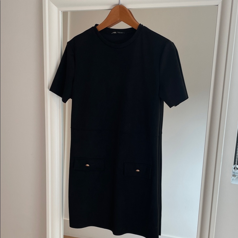 Zara Classic Black Top